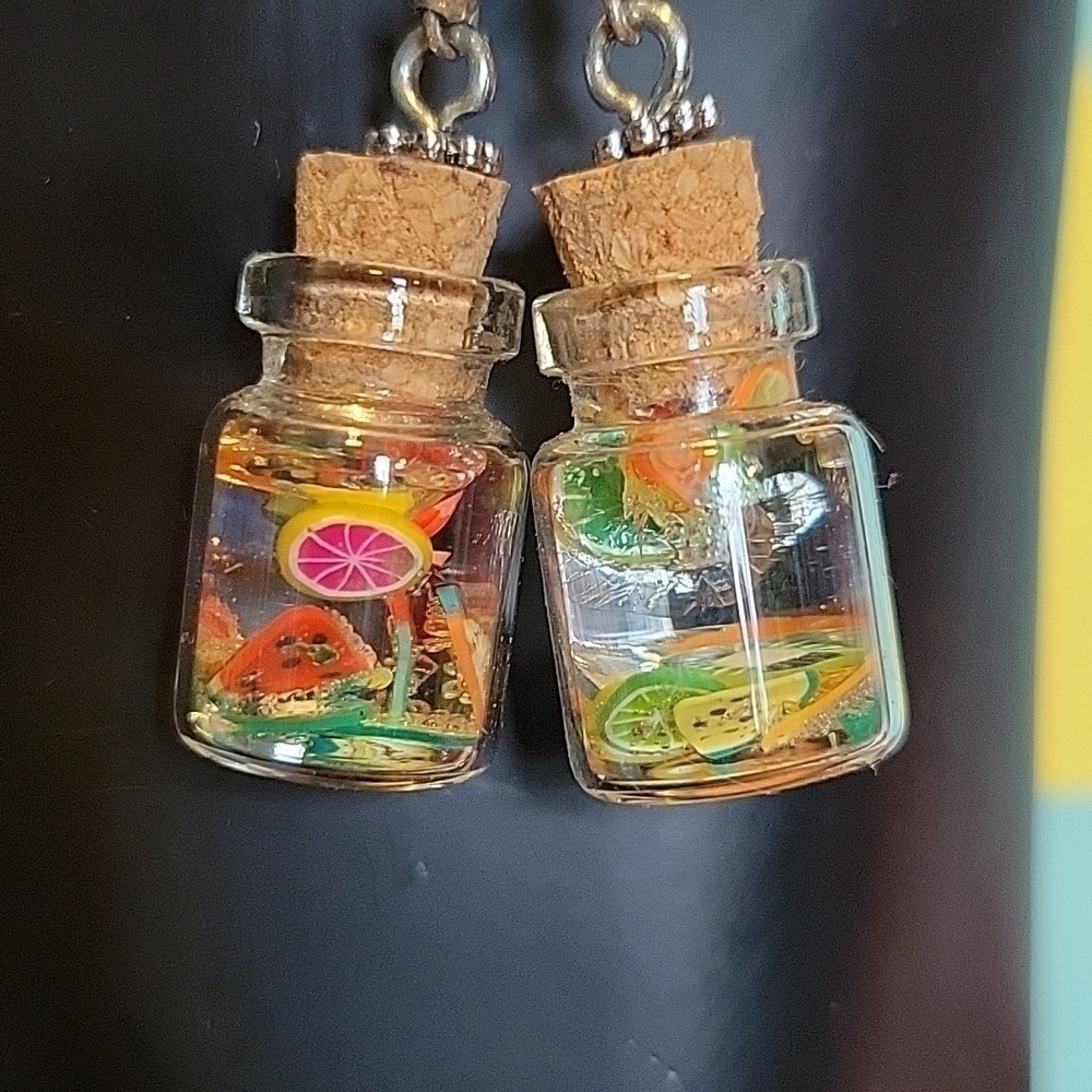 Handmade Realistic Resin Mason Jar & Fruit Drink Earrings🍹🫙🍋 🍉 - Picture 4 of 11